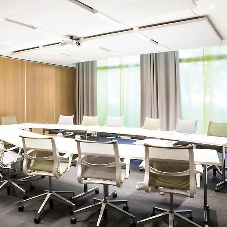 Novotel Centre Compans Caffarelli Hotel 4*
