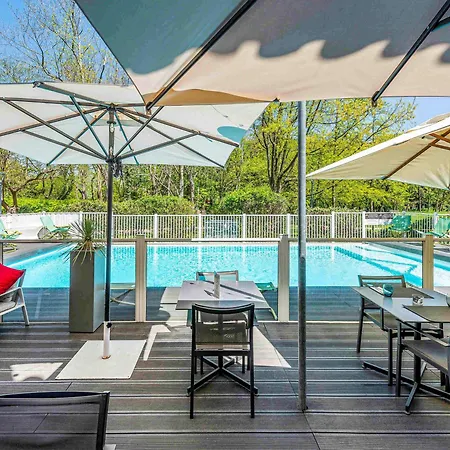 Novotel Centre Compans Caffarelli Hotel 4*