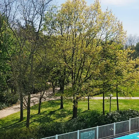 Отель Novotel Centre Compans Caffarelli Тулуза