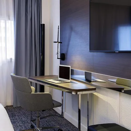 Отель Novotel Centre Compans Caffarelli Тулуза