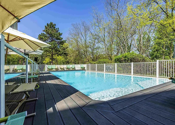 Novotel Centre Compans Caffarelli Отель 4*