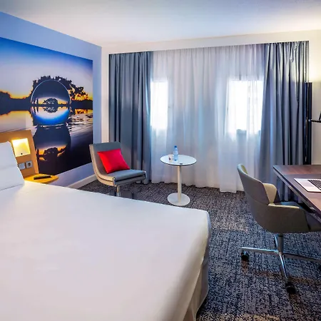 Szálloda Novotel Centre Compans Caffarelli 4*