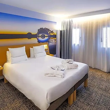Szálloda Novotel Centre Compans Caffarelli 4*