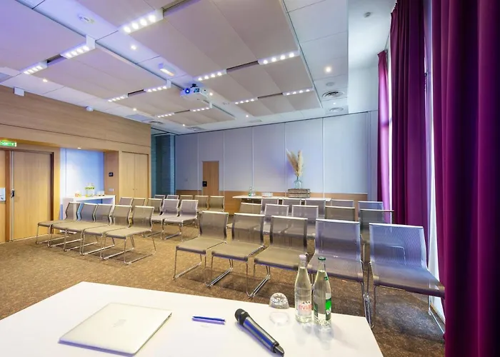 Novotel Centre Compans Caffarelli 4*