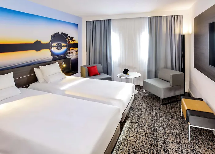 Novotel Centre Compans Caffarelli Hotel 4*