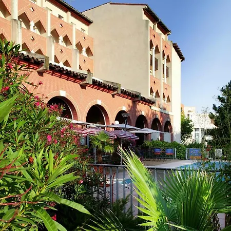 Novotel Centre Compans Caffarelli Hotel 4*