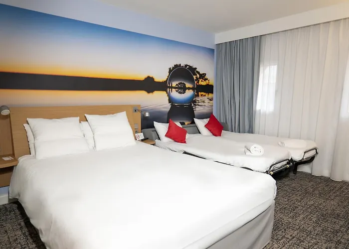 Novotel Centre Compans Caffarelli Hotel 4*